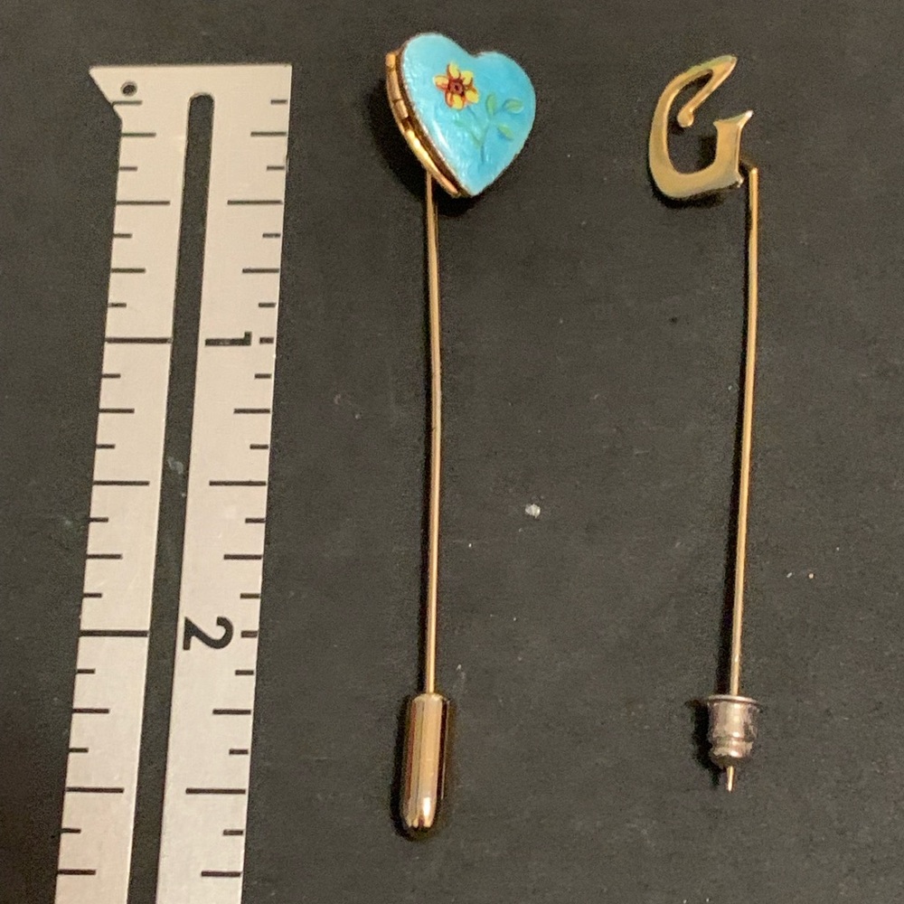 stick pins